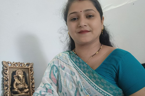 Dr. Pooja Tomar
